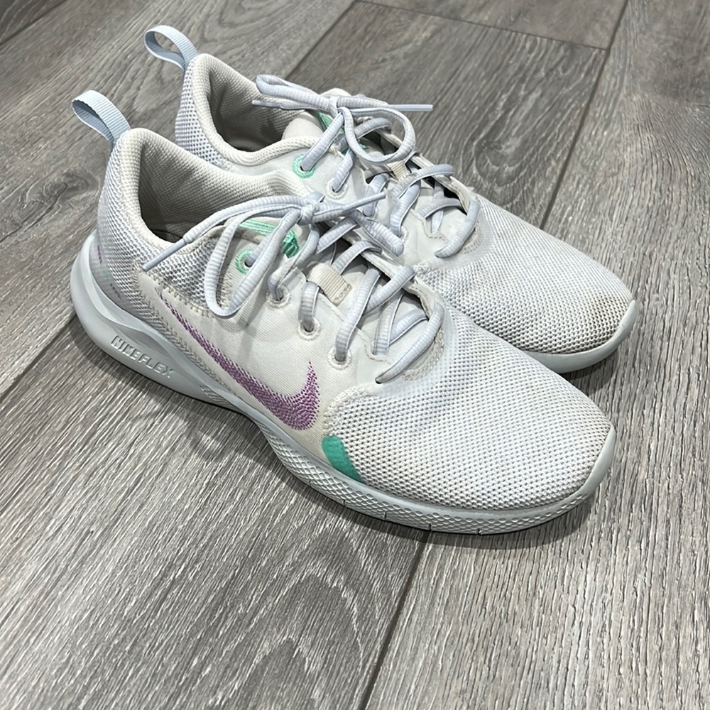 Nike Flex Experience Run 10
